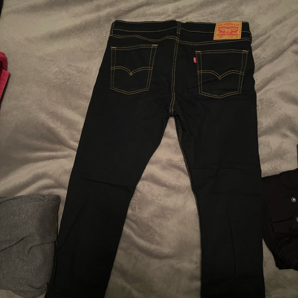Levi’s skim fit
